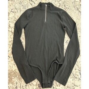 Black Ribbed Mock Neck Long Sleeve Bodysuit Quarter Zip‎